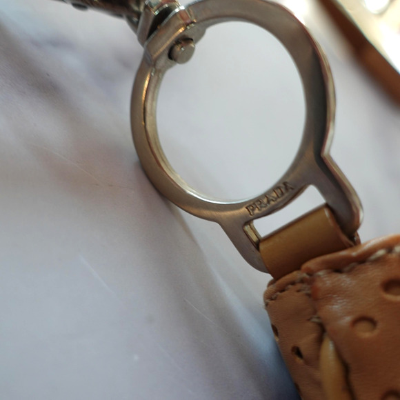 Prada Spring 2000 Perforated Tan Camel Vitello Drive Shoulder Cleo Bag Y2K VTG - Picture 10 of 16